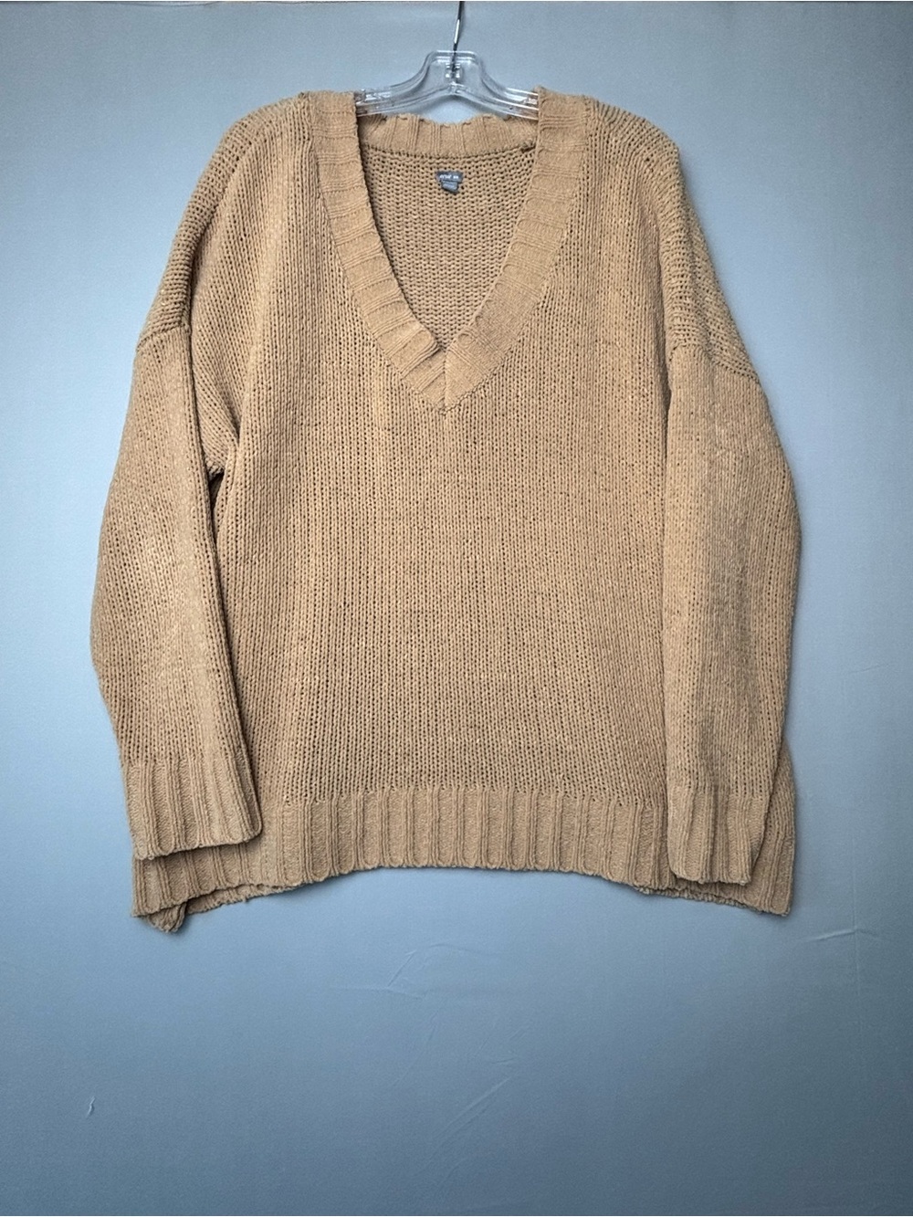 Aerie Beige Oversized Chunky Knit V-Neck Sweater Medium Cozy Relaxed Fit Neutral